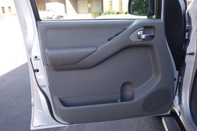 2012 NISSAN FRONTIER CREW CAB PICKUP V6, 4.0 LITER SV PICKUP 4D 5 FT