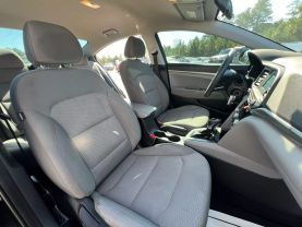 2020 Hyundai Elantra Se Sedan 4d - Image 23