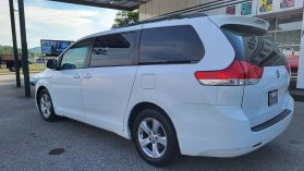 2011 Toyota Sienna Le Minivan 4d - Image 2