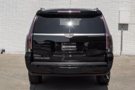 2017 CADILLAC ESCALADE ESV SUV V8, 6.2 LITER LUXURY SPORT UTILITY 4D