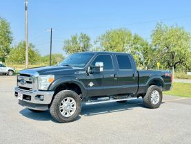 2015 FORD F250 SUPER DUTY CREW CAB PICKUP V8, TURBO DSL, 6.7L LARIAT PICKUP 4D 6 3/4 FT