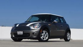 2011 MINI HARDTOP HATCHBACK 4-CYL, 1.6 LITER COOPER HATCHBACK 2D