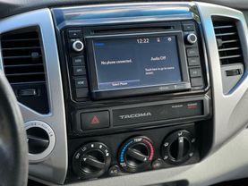 2015 TOYOTA TACOMA DOUBLE CAB PICKUP V6, 4.0 LITER PICKUP 4D 6 FT