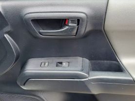2019 Toyota Tacoma Access Cab Sr Pickup 4d 6 Ft - Image 20