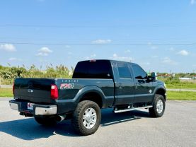 2015 FORD F250 SUPER DUTY CREW CAB PICKUP V8, TURBO DSL, 6.7L LARIAT PICKUP 4D 6 3/4 FT