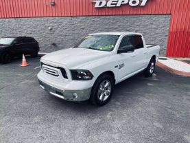 2019 RAM 1500 CLASSIC CREW CAB PICKUP V8, HEMI, 5.7 LITER BIG HORN PICKUP 4D 5 1/2 FT