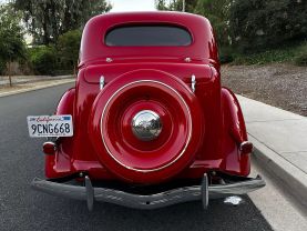 1936 FORD 68 TUDOR -