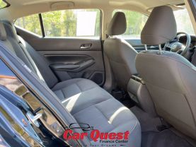 2022 Nissan Altima - Image 18