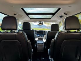 2023 CHRYSLER PACIFICA VAN V6, 3.6 LITER LIMITED VAN 4D