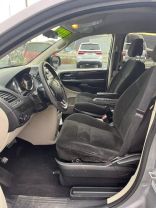 2015 Dodge Grand Caravan Passenger Se Minivan 4d - Image 9