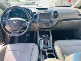 2017 KIA FORTE SEDAN 4-CYL, GDI, 2.0 LITER EX SEDAN 4D
