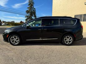 2023 CHRYSLER PACIFICA VAN V6, 3.6 LITER LIMITED VAN 4D