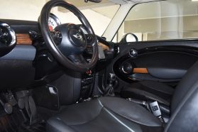 2011 MINI HARDTOP HATCHBACK 4-CYL, 1.6 LITER COOPER HATCHBACK 2D
