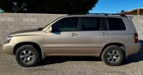 2004 TOYOTA HIGHLANDER SUV V6, 3.3 LITER SPORT UTILITY 4D