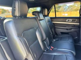 2018 Ford Explorer - Image 14