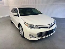 2013 TOYOTA AVALON