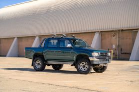1999 TOYOTA HILUX SPORTS PICKUP TRUCK 1RZ-E -