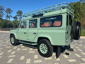 1993 LAND ROVER DEFENDER - - 110
