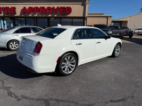 2020 CHRYSLER 300 SEDAN WHITE AUTOMATIC - Budget Used Car Sales