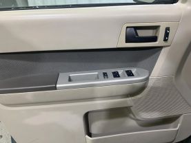2010 FORD ESCAPE SUV 4-CYL, 2.5 LITER XLT SPORT UTILITY 4D