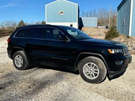 2020 JEEP GRAND CHEROKEE SUV V6, VVT, 3.6 LITER LAREDO E SPORT UTILITY 4D at T&T Repairables - used car dealership in Spencer, Indiana.