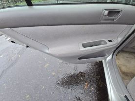 2004 TOYOTA CAMRY SEDAN 4-CYL, 2.4 LITER LE SEDAN 4D