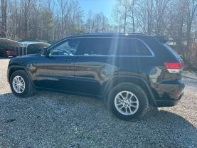 2020 JEEP GRAND CHEROKEE SUV V6, VVT, 3.6 LITER LAREDO E SPORT UTILITY 4D at T&T Repairables - used car dealership in Spencer, Indiana.