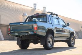 1999 TOYOTA HILUX SPORTS PICKUP TRUCK 1RZ-E -
