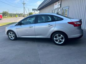 2014 FORD FOCUS SEDAN 4-CYL, PZEV, 2.0 LITER SE SEDAN 4D