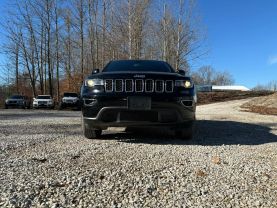 2020 JEEP GRAND CHEROKEE SUV V6, VVT, 3.6 LITER LAREDO E SPORT UTILITY 4D at T&T Repairables - used car dealership in Spencer, Indiana.