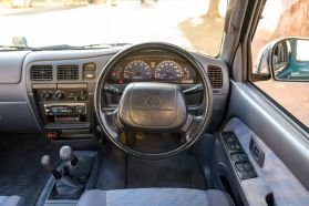 1999 TOYOTA HILUX SPORTS PICKUP TRUCK 1RZ-E -