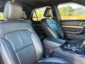 2018 Ford Explorer - Image 17