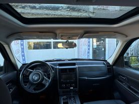 2011 Jeep Liberty - Image 5