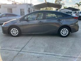 2020 TOYOTA PRIUS HATCHBACK 4-CYL, HYBRID, 1.8 LITER XLE HATCHBACK 4D
