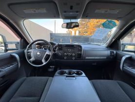 2007 CHEVROLET SILVERADO 2500 HD CREW CAB PICKUP V8, 6.0 LITER LT PICKUP 4D 6 1/2 FT