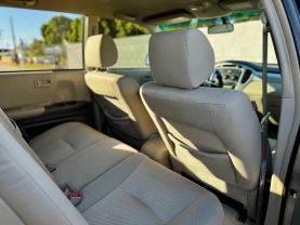 2004 TOYOTA HIGHLANDER SUV V6, 3.3 LITER SPORT UTILITY 4D