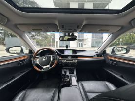 2013 LEXUS ES SEDAN 4-CYL, HYBRID, 2.5 LITER ES 300H SEDAN 4D