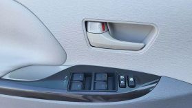 2011 Toyota Sienna Le Minivan 4d - Image 16
