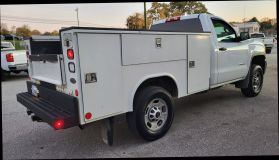 2017 Gmc Sierra 2500 Hd Regular Cab Wt 8 Ft Utility Body 4x4 - Image 5