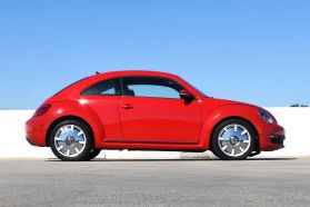 2012 VOLKSWAGEN BEETLE HATCHBACK 5-CYL, PZEV, 2.5 LITER 2.5L HATCHBACK 2D