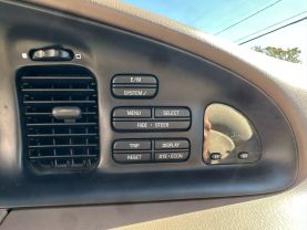 Used 1997 LINCOLN CONTINENTAL SEDAN V8, 4.6 LITER SEDAN 4D - LA Auto Star located in Virginia Beach, VA