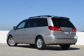 2009 TOYOTA SIENNA VAN V6, 3.5 LITER XLE LIMITED MINIVAN 4D