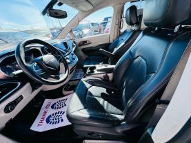 2017 CHRYSLER PACIFICA VAN V6, 3.6 LITER TOURING-L PLUS MINIVAN 4D