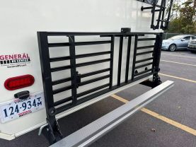 Used 2018 PALOMINO COLUMBUS FW 5TH WHEEL - 298RL - LA Auto Star located in Virginia Beach, VA