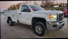 2017 Gmc Sierra 2500 Hd Regular Cab Wt 8 Ft Utility Body 4x4 - Image 7
