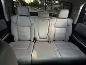 2017 TOYOTA TUNDRA CREWMAX PICKUP V8, FLEX FUEL, 5.7 LITER LIMITED PICKUP 4D 5 1/2 FT