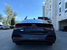 2025 HYUNDAI ELANTRA SEDAN 4-CYL, 2.0 LITER SEL CONVENIENCE SEDAN 4D