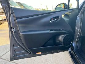 2020 TOYOTA PRIUS HATCHBACK 4-CYL, HYBRID, 1.8 LITER XLE HATCHBACK 4D