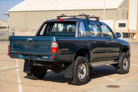 1999 TOYOTA HILUX SPORTS PICKUP TRUCK 1RZ-E -