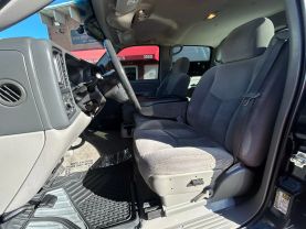 2005 CHEVROLET AVALANCHE 1500 SUV V8, FFV, 5.3 LITER LS SPORT UTILITY PICKUP 4D 5 1/4 FT